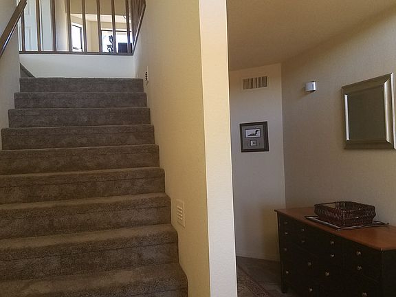 Foyer & stairway 2main level