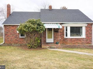 54 York Rd, Jacobus, PA 17407