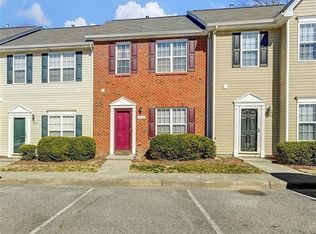 1656 Olivers Crossing Cir, Winston Salem, NC 27127