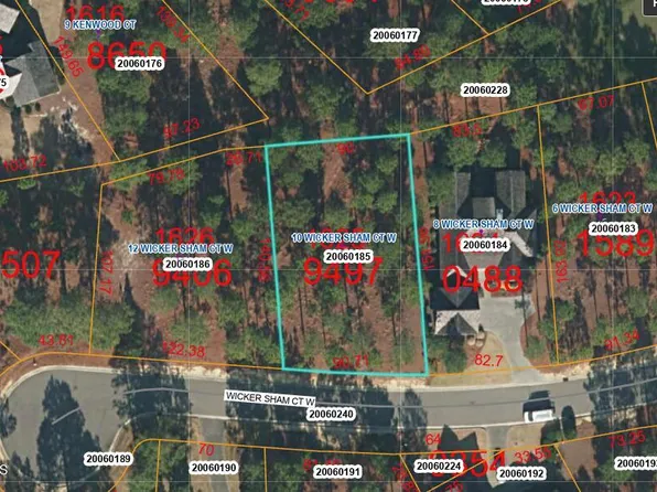 10 Wicker Sham Court W, Pinehurst, NC 28374