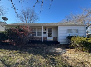 2729 N Delaware Ave, Springfield, MO 65803