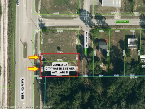 1580 Sebring Pkwy, Sebring, FL 33870