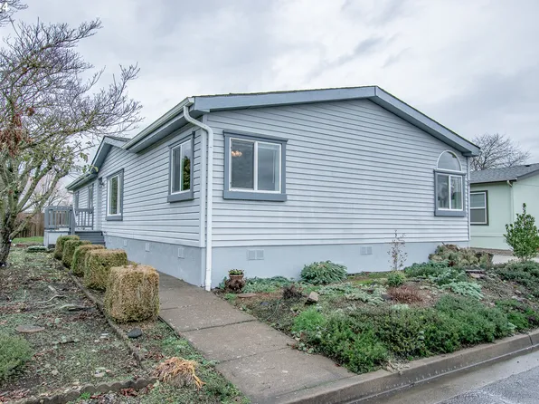 310 Pitney Ln Unit 20, Junction City, OR 97448