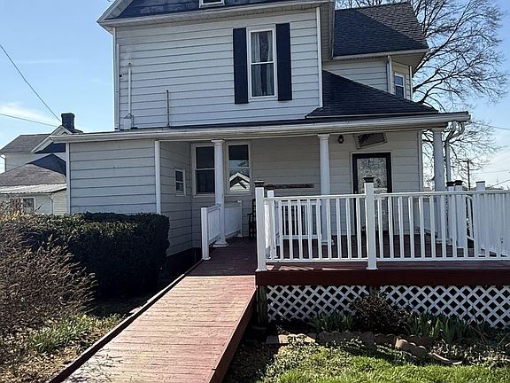 4th image of 606 E Main St