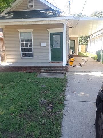 1st image of 452 Avenue L