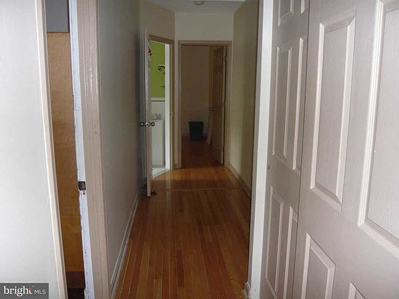3rd image of 1624 S 9th St Floor 2