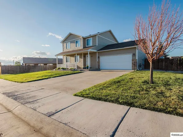 1327 Symons St, Laramie, WY 82070