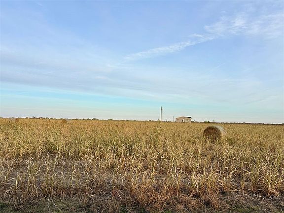 3rd image of 366 County Road 123
