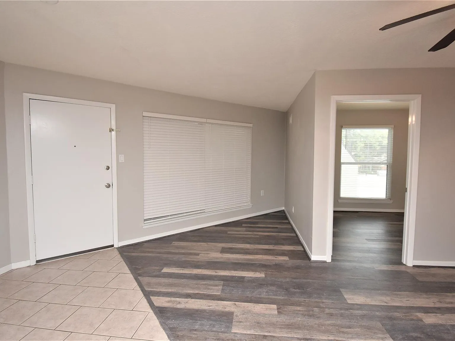 2 bed, 1.0 bath, 749 sqft, $1,000 — Photo 3