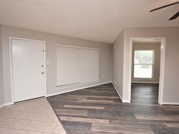 3rd image of 909 Fm 517 Rd E #F