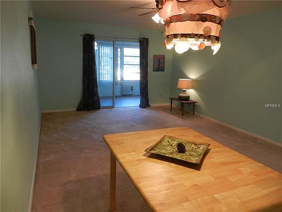 4th image of 500 Glennes Ln APT 208