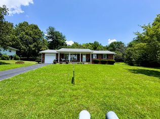 110 Autumn Dr, Campbellsville, KY 42718