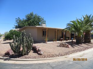 301 Peretz Cir, Morristown, AZ 85342