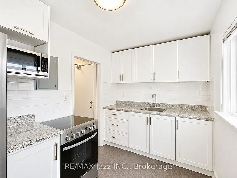 209 Stacey Ave #1 — Photo 10