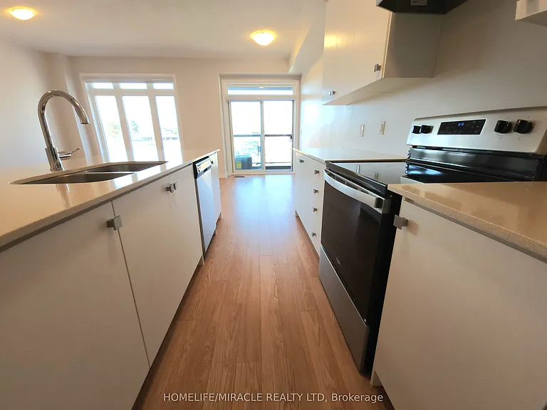 585 Colborne St E — Photo 11