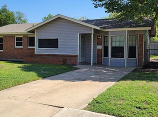 107 SW Moody St, Burleson, TX 76028