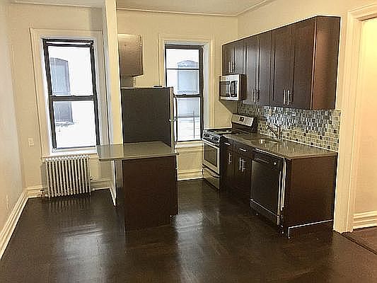 5th image of 2157 Ocean Ave APT 2E