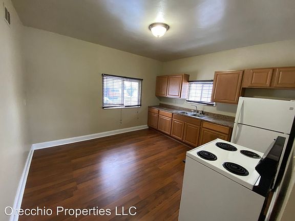 5th image of 105 N 14th St