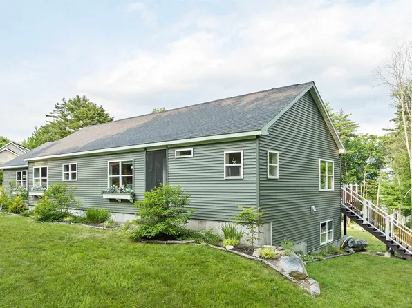 289 Center Street, Wolfeboro, NH 03894