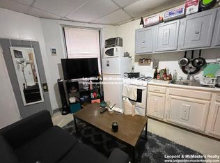 10 Myrtle St #4, Boston, MA 02114