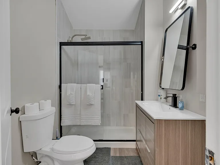 18 Montrose Dr — Photo 22