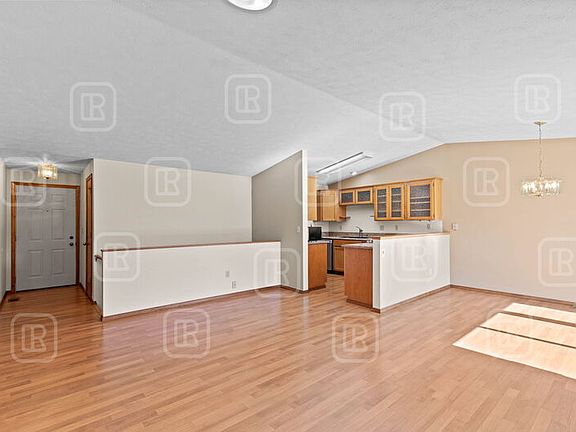 3rd image of 3926 S Alder Cir #1
