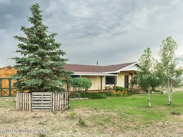 48 S Fork Trl, Boulder, WY 82923