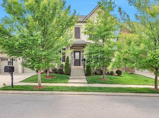 1001 Ryecroft Ln, Franklin, TN 37064