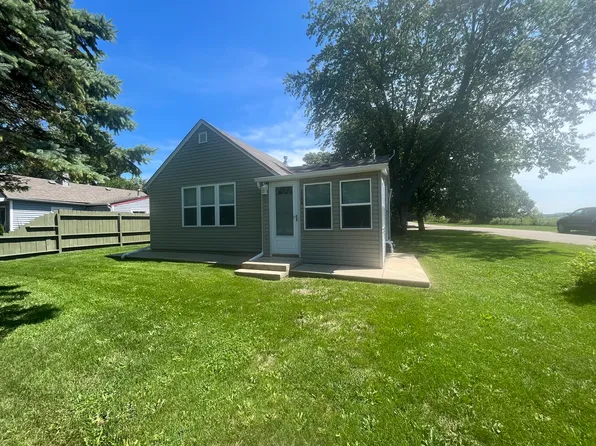 1398 Talma St, Montgomery, IL 60538