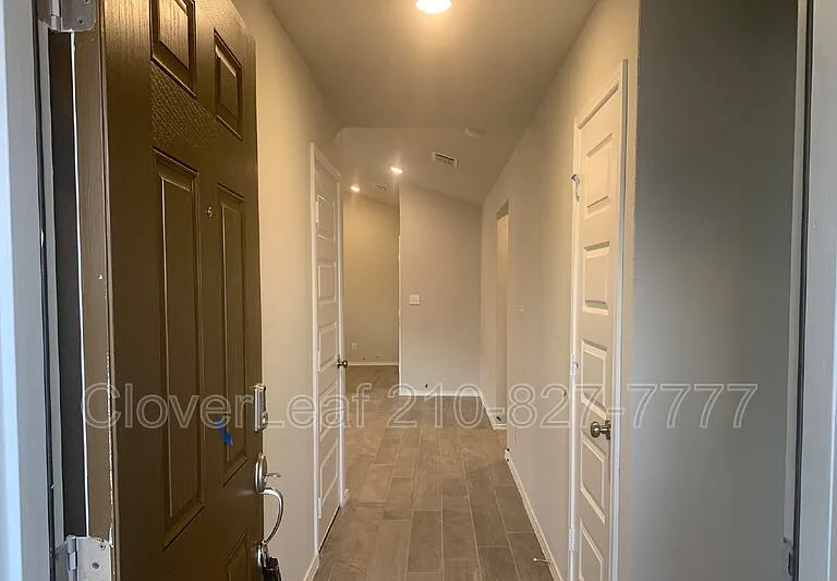 2172 Darst Dr — Photo 4