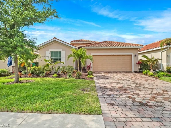 2456 Keystone Lake Dr, Cape Coral, FL 33909