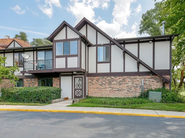 250 George St APT A, Bensenville, IL 60106