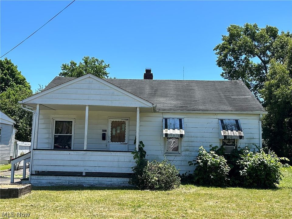 1st image of 851 Cambridge Ave