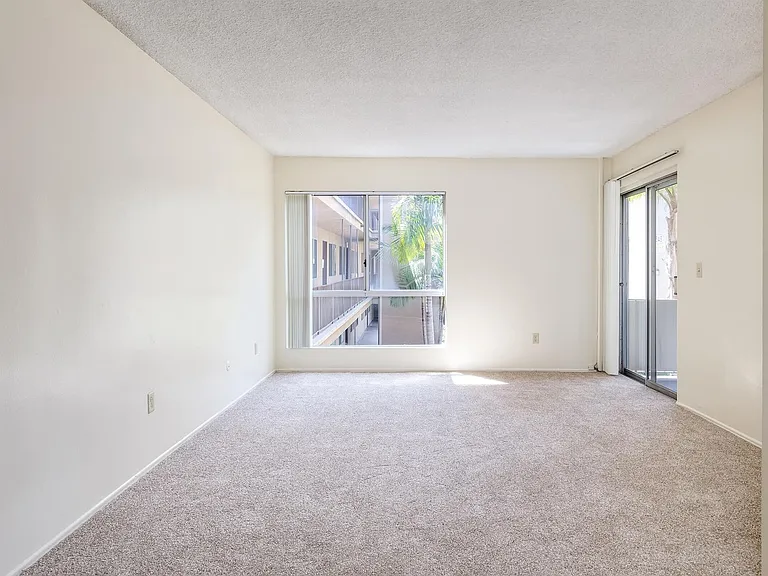 Dorchester Apartments | Spacious 1 & 2 Bedroom Apartments Near SDSU — Photo 54