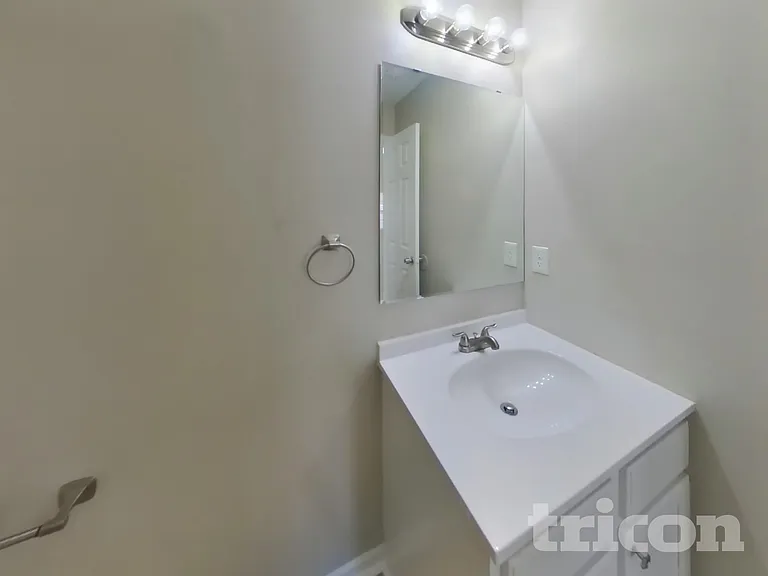 11315 Cuyahoga Dr — Photo 15