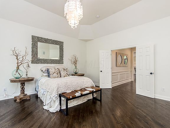 4th image of 8016 Craginhall Ln
