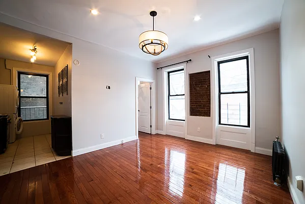 Rented by Joel Scharf, LREB | media 4