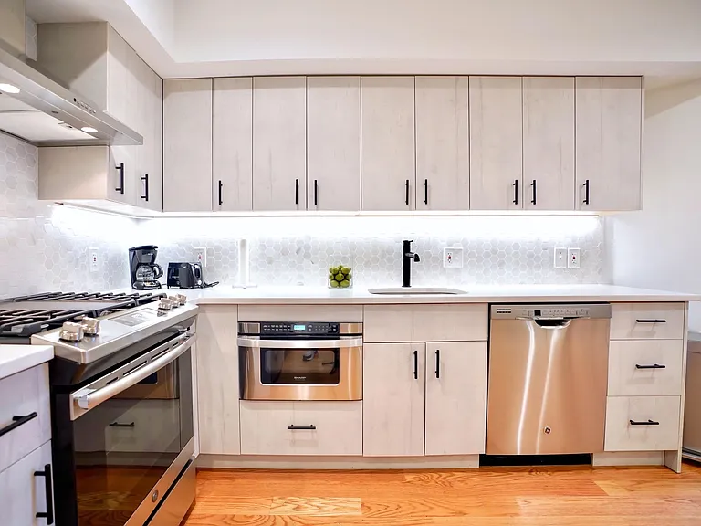 1823 Kalorama Rd NW #E — Photo 19