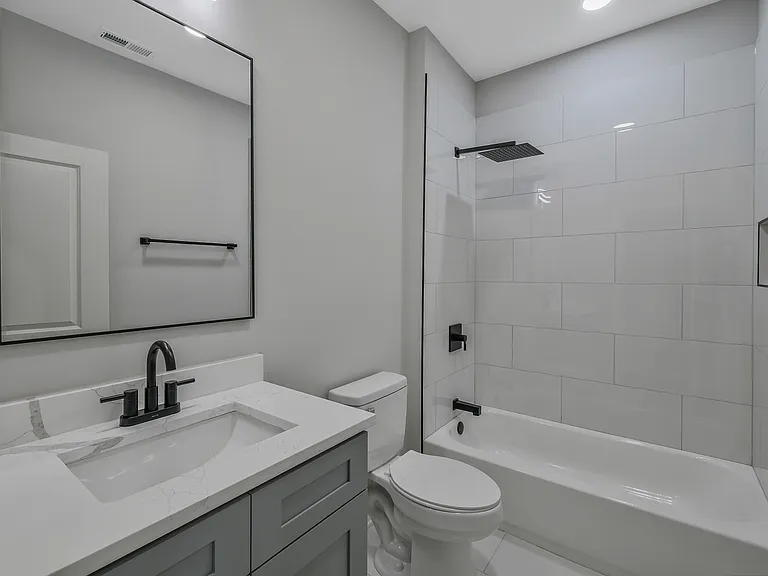 1139 S Mozart St #3 — Photo 15
