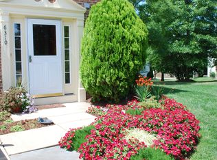 6310 Meadow Glade Ln, Centreville, VA 20121