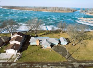 7631 E Downend Dr, Lakeside Marblehead, OH 43440