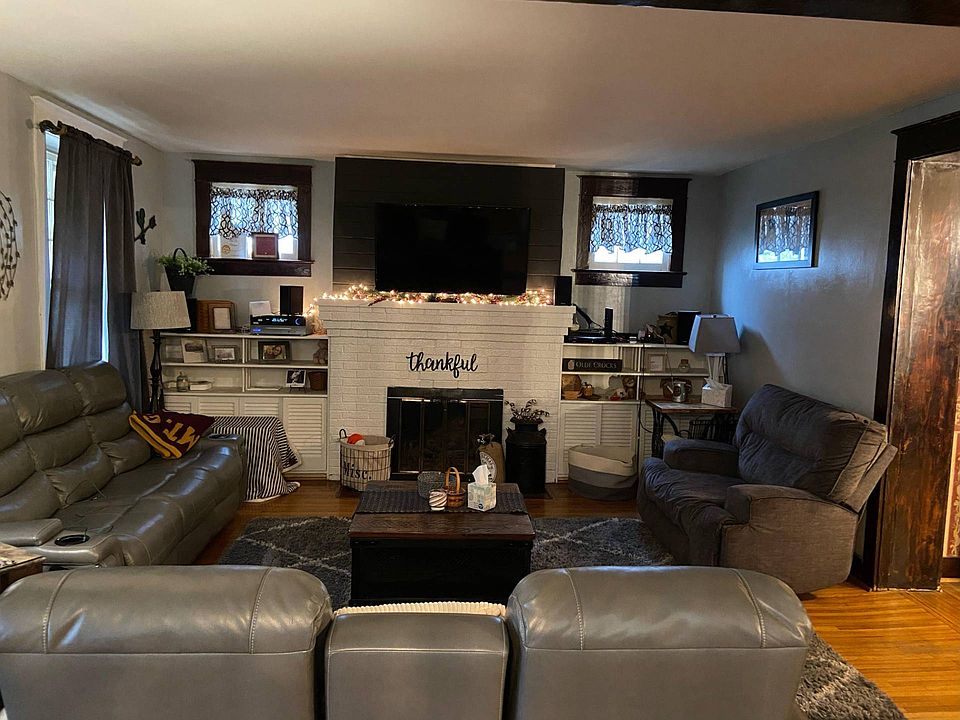 126 W 2nd St, Mount Carmel, IL 62863 Zillow