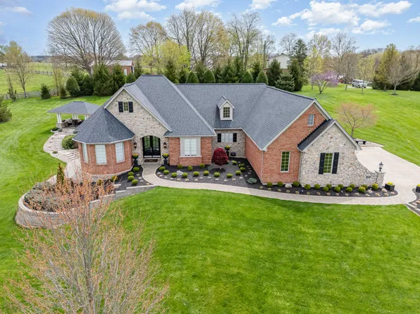 11924 Oxford Hills Dr, Walton, KY 41094