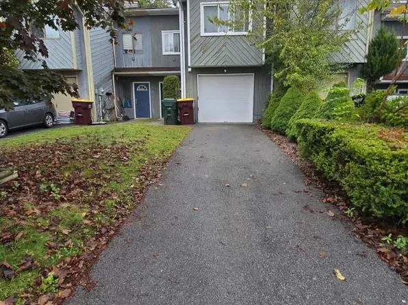 81 Marian Court, Warwick, NY 10990