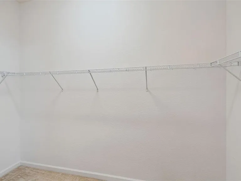 7548 Kuenher Ct — Photo 17