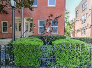 200 South 42nd Street, Philadelphia, PA 19104