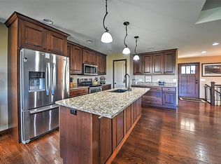 650 Barrington Pkwy, Marion, IA 52302