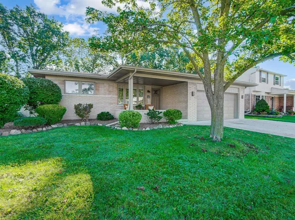 27307 Evelyn Ave, Brownstown, MI 48183