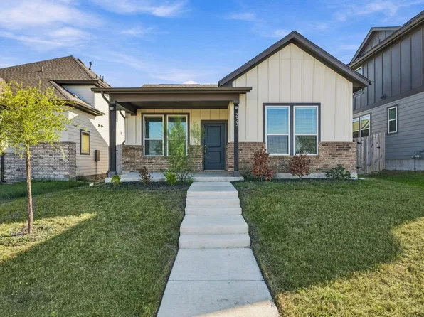 233 Porter Country Pkwy, Buda, TX 78610