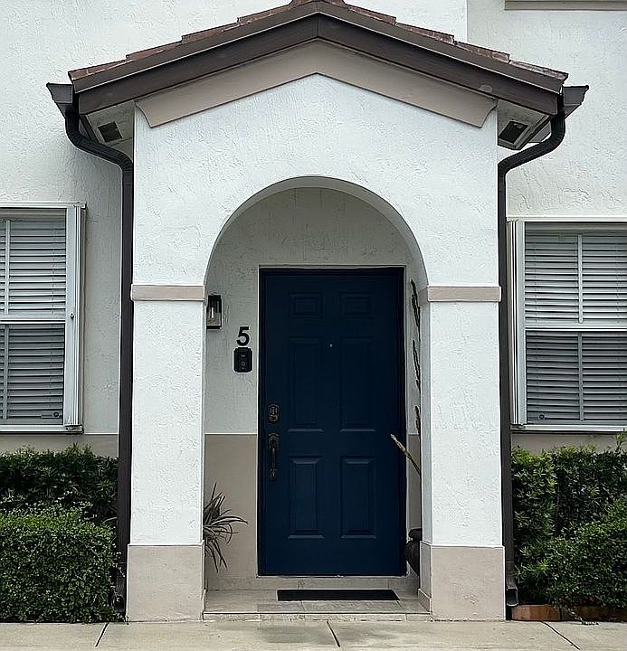 2nd image of 8073 W 36th Ave APT 5